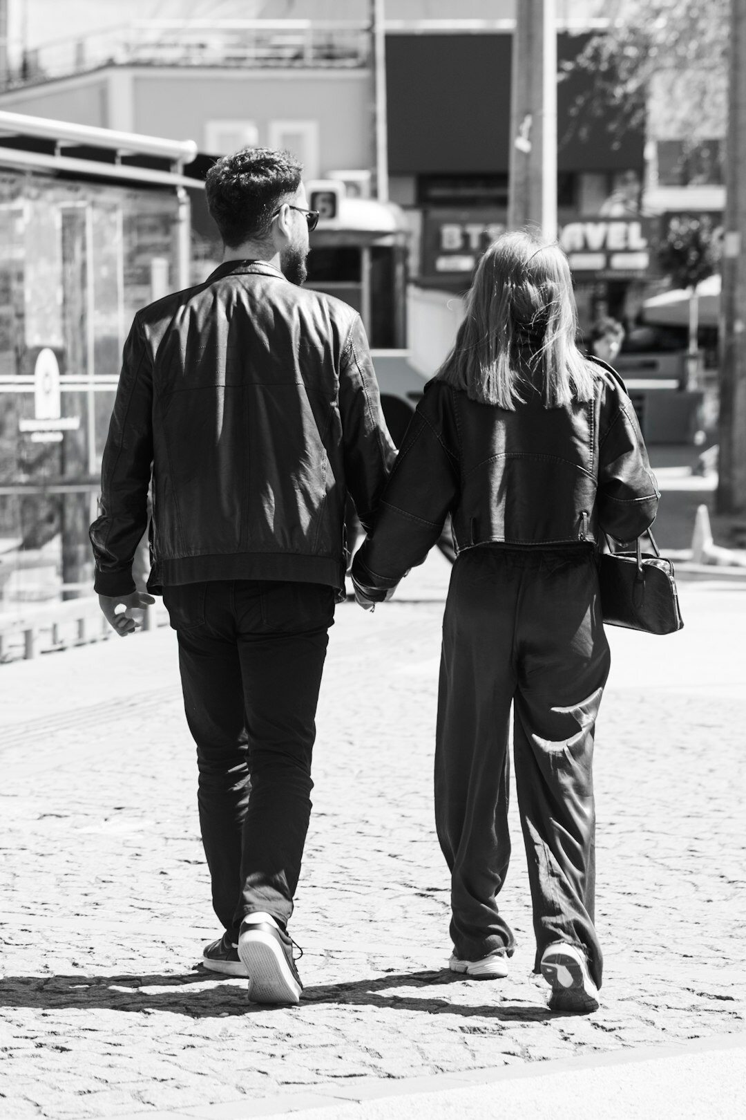 celebrity couple walking together